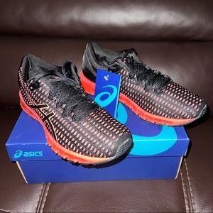 NWT ASICS Gel Quantum 360 Shift Road Running Shoe